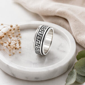 Silberner Ring